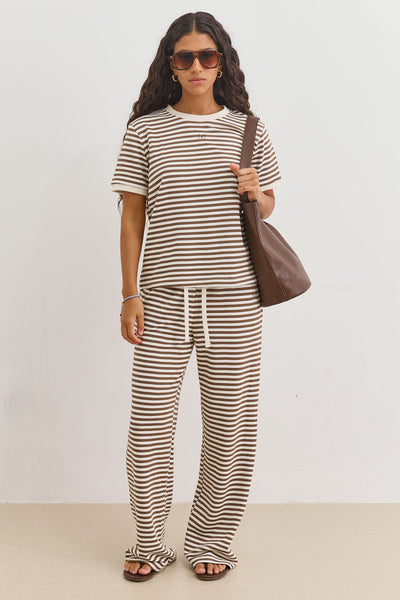 טי שירט אייבי סטרייפס בשילוב לוגו | חום/לבן