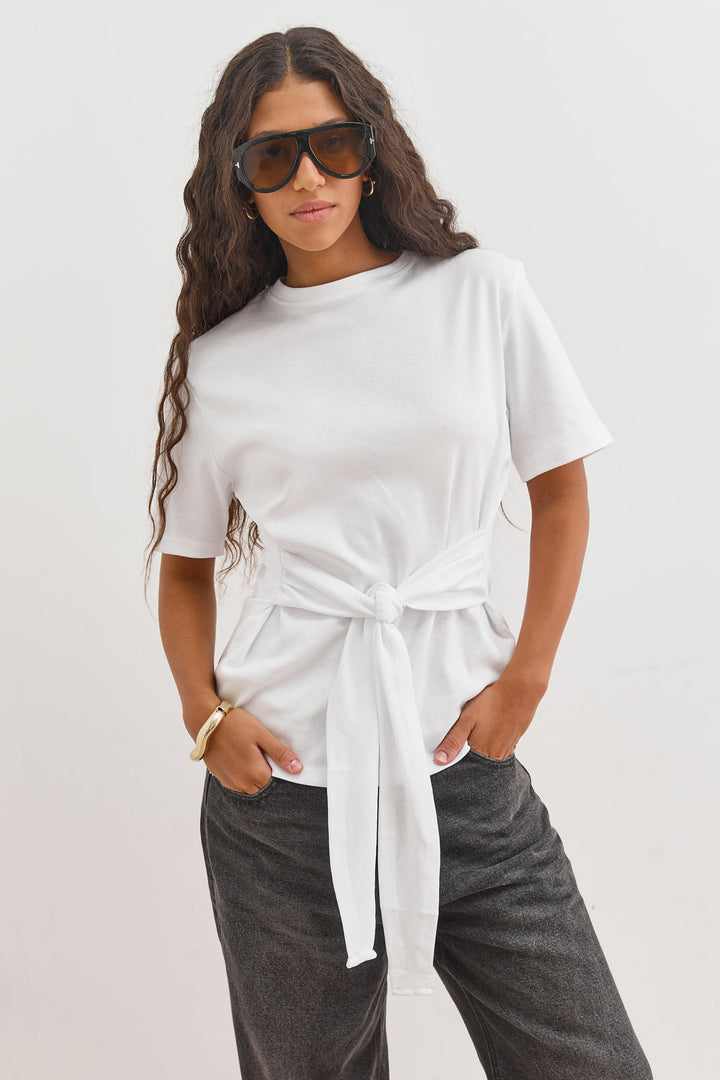 חולצת אנני רצועות קשירה | לבן