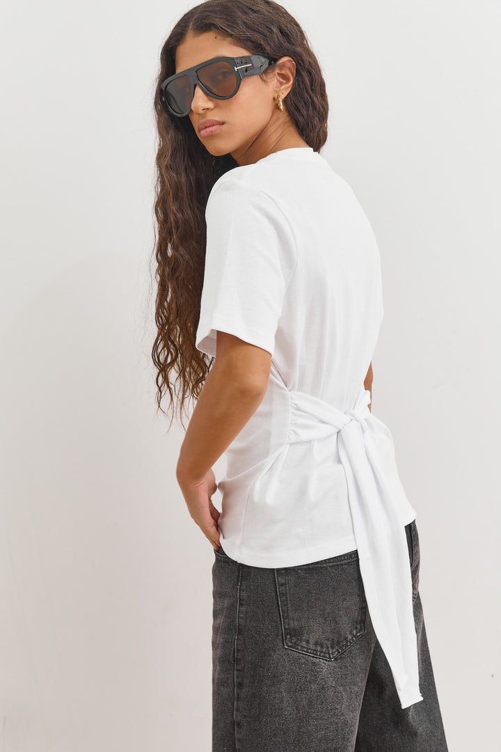 חולצת אנני רצועות קשירה | לבן