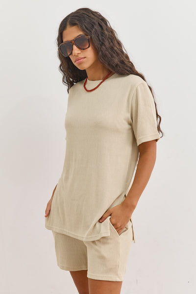 טי שירט קארי טקסטורת פסים | בז'