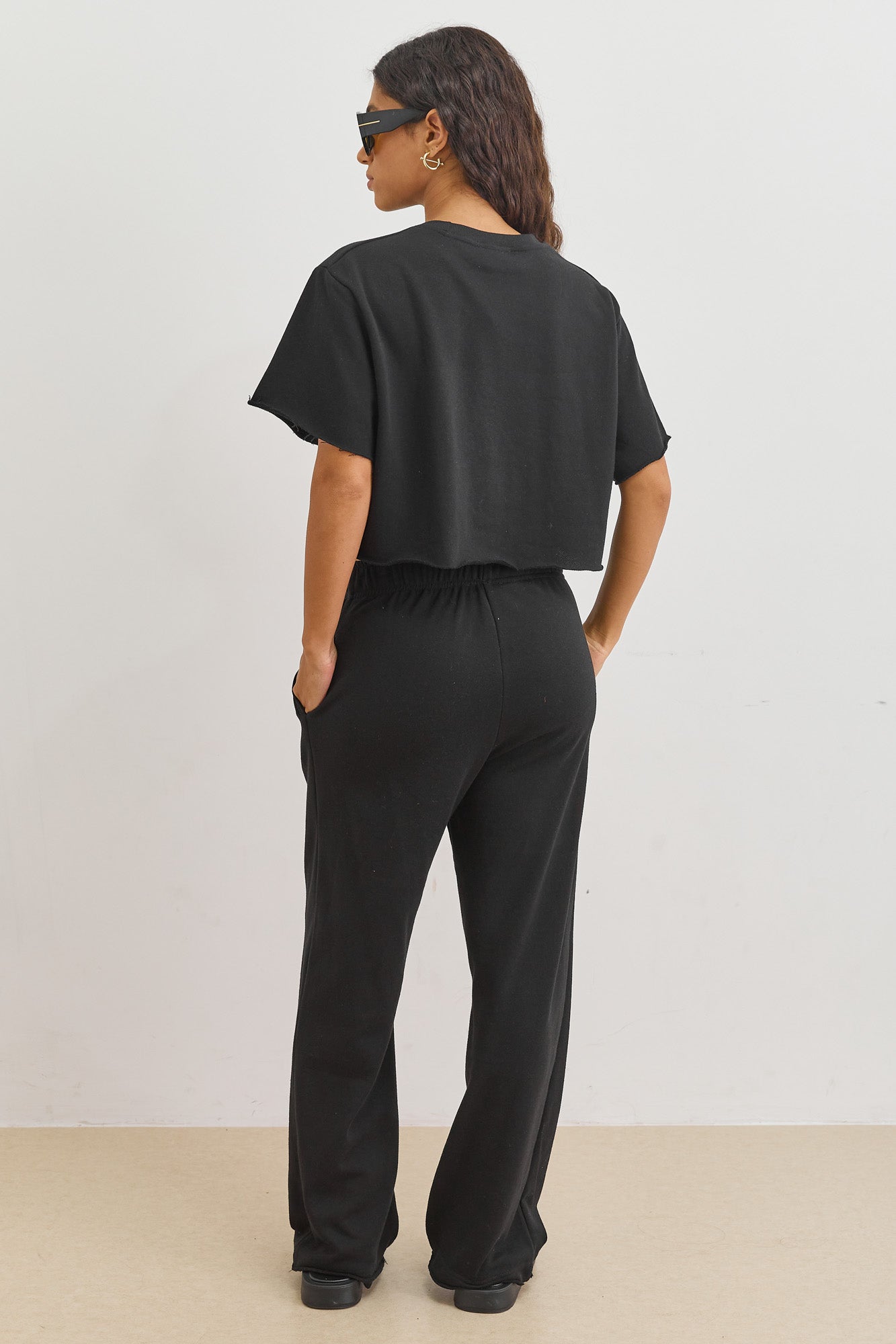 חולצת פרנץ' טרי סלסט גזרת קרופ | שחור