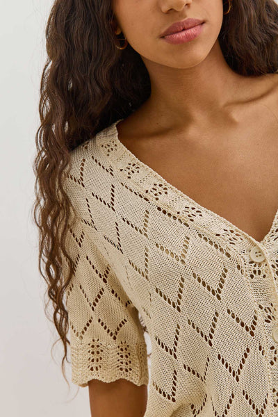 חולצת כפתורים קלייר קרושה | בז'