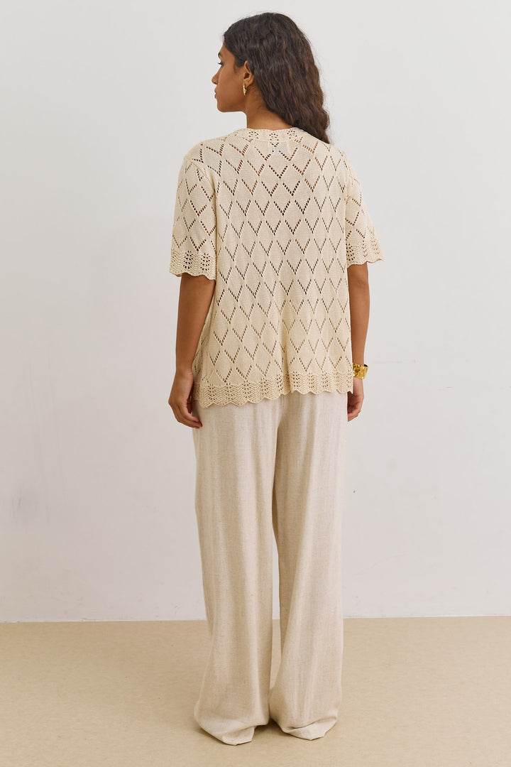 חולצת כפתורים קלייר קרושה | בז'