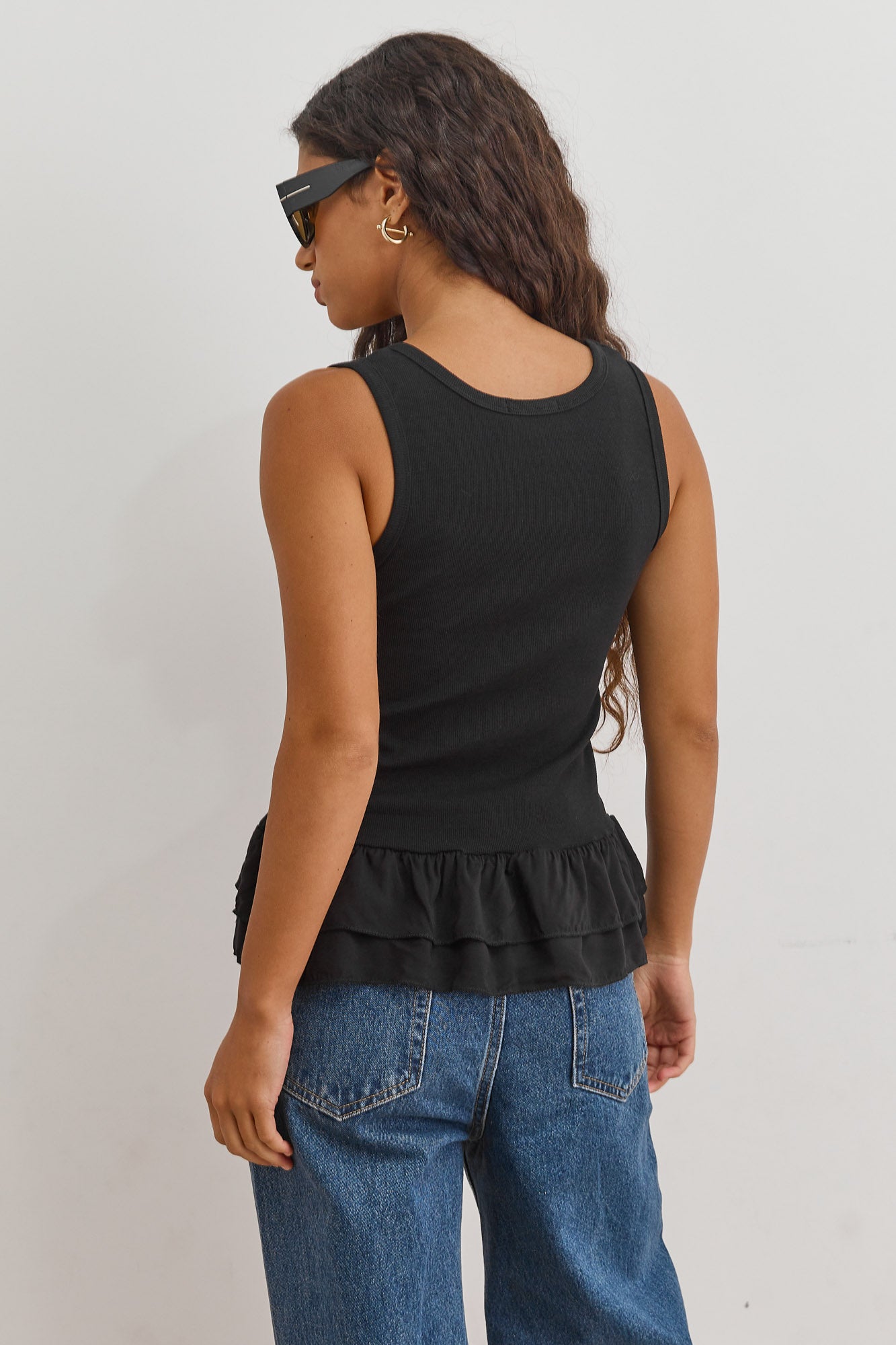 גופיית ריב מיקה סיומת פפלום | שחור