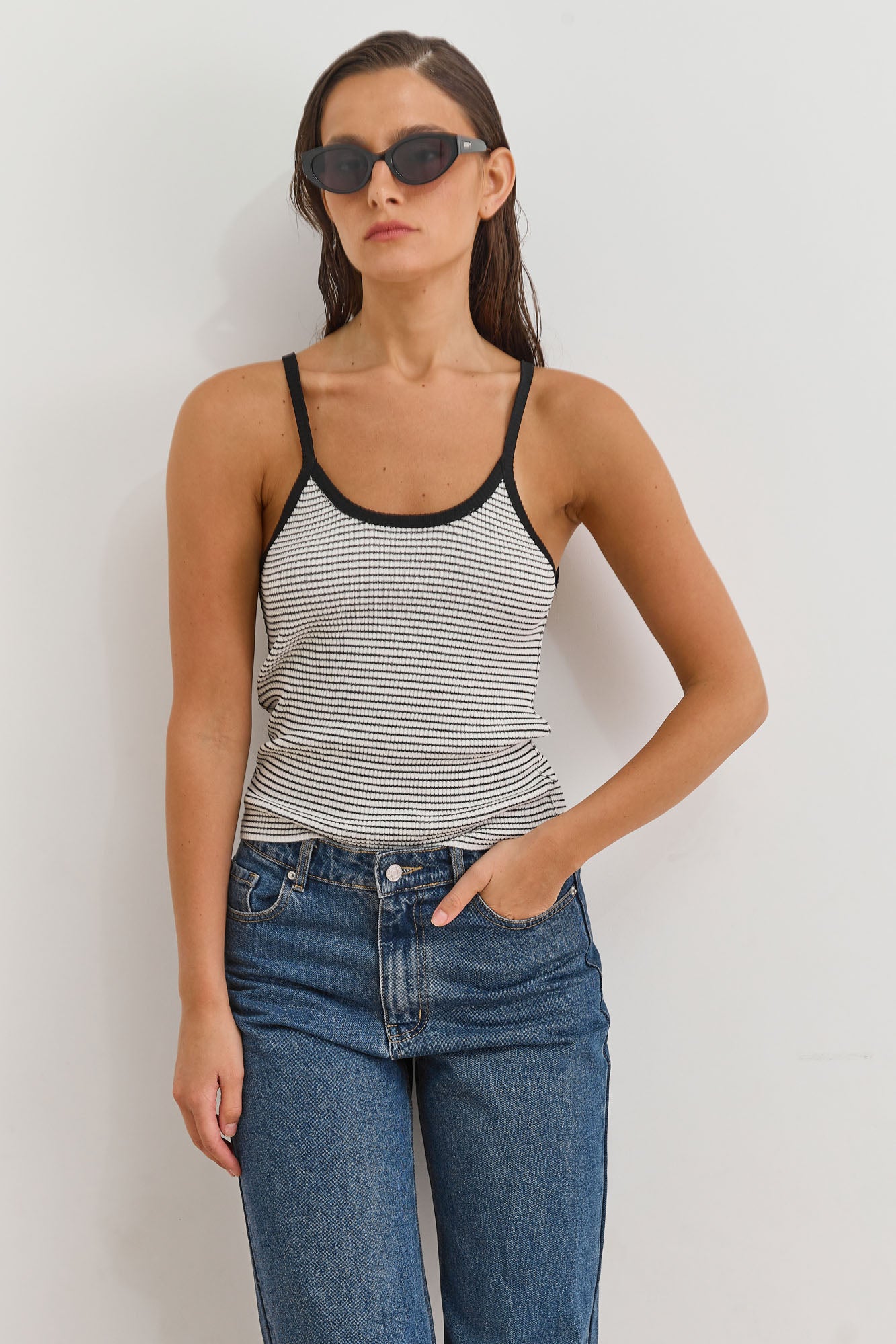 גופיית סריג ריבר סטרייפס | לבן/שחור