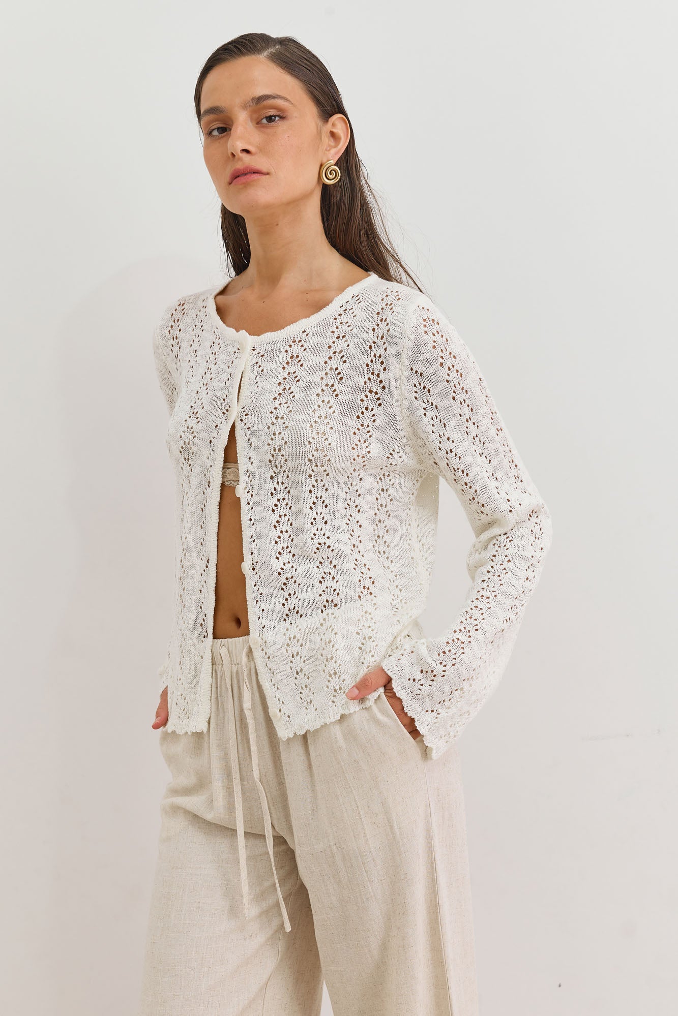 קרדיגן אמילי בד מחורר | לבן