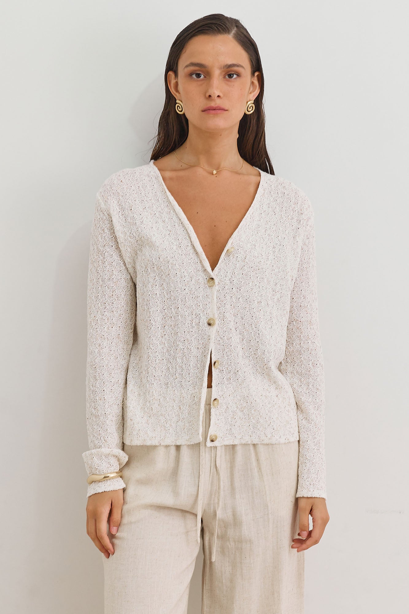PRE-ORDER קרדיגן כפתורים סול בד טקסטורה | לבן