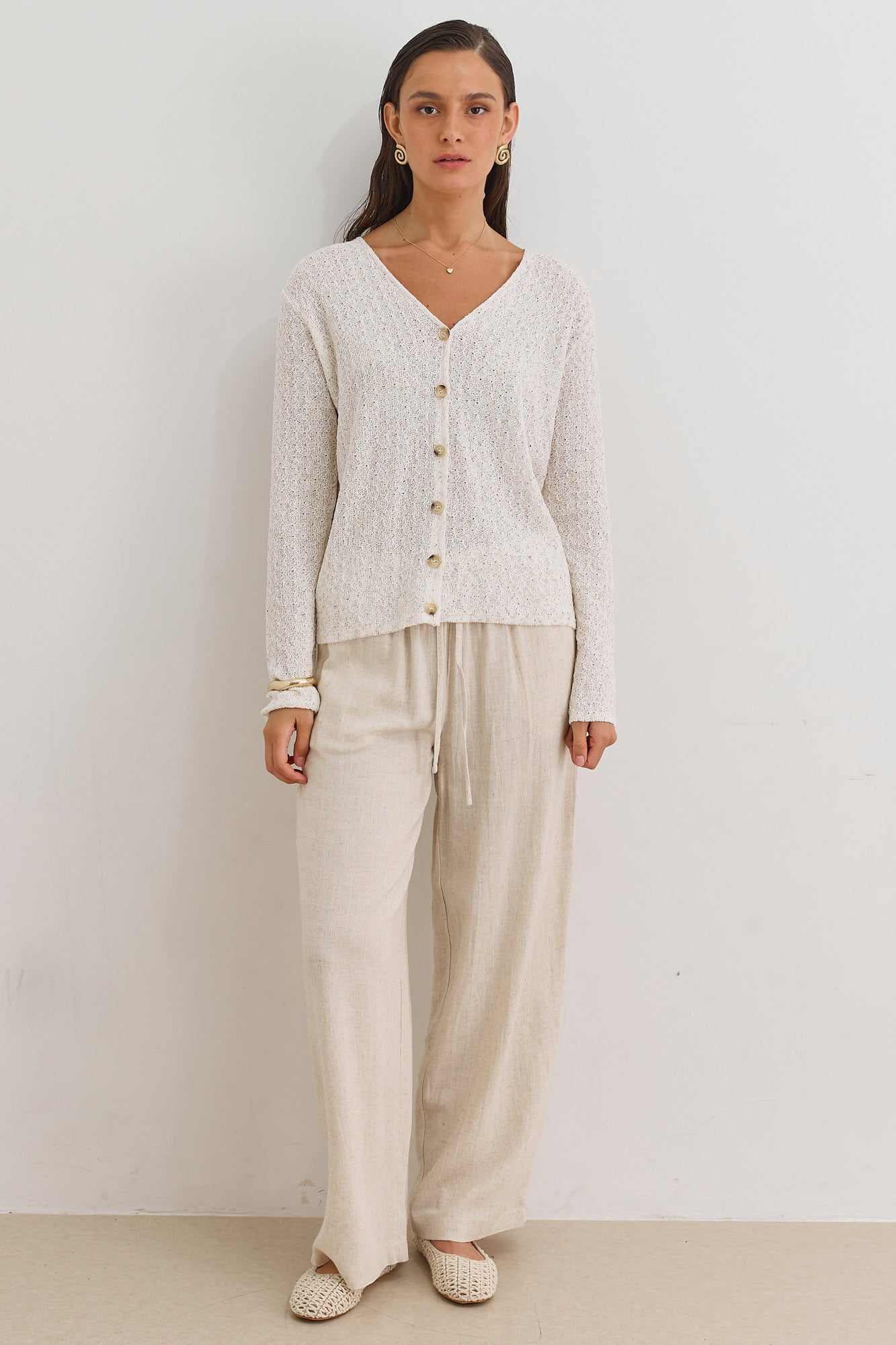 PRE-ORDER קרדיגן כפתורים סול בד טקסטורה | לבן