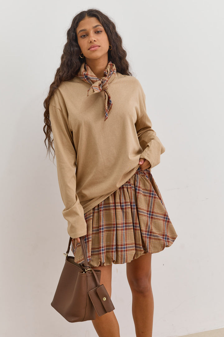 טי שירט בייסיק מדיסון שרוול ארוך | מוקה