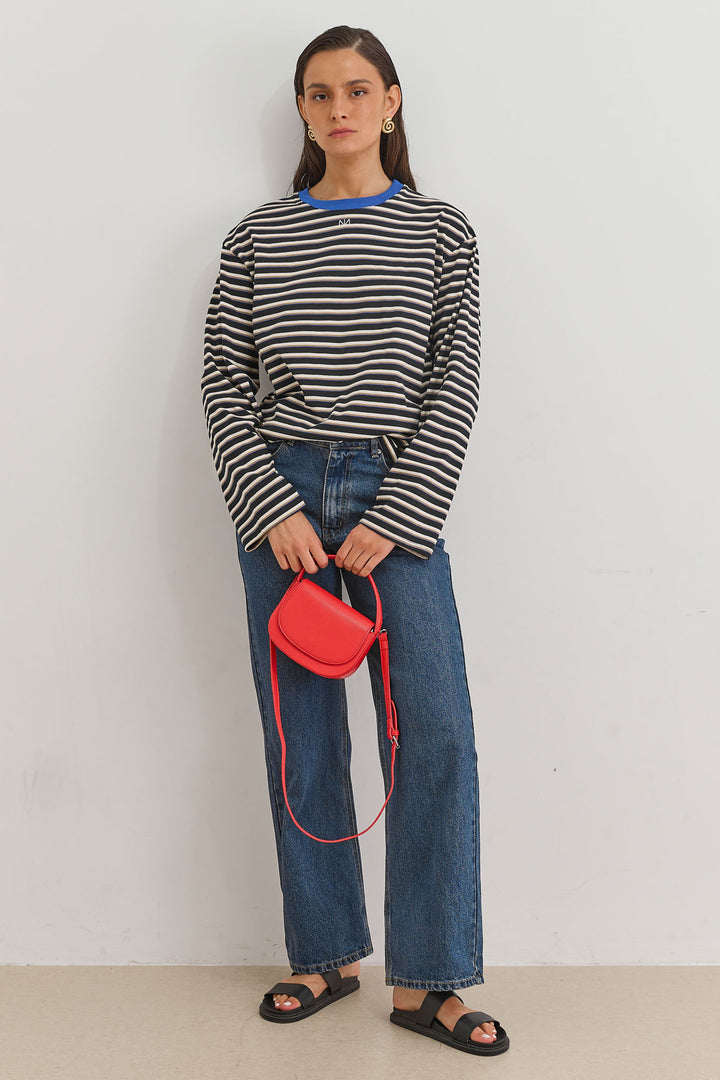 חולצת טי סטרייפס אנורה רקמת לוגו | שחור/שמנת