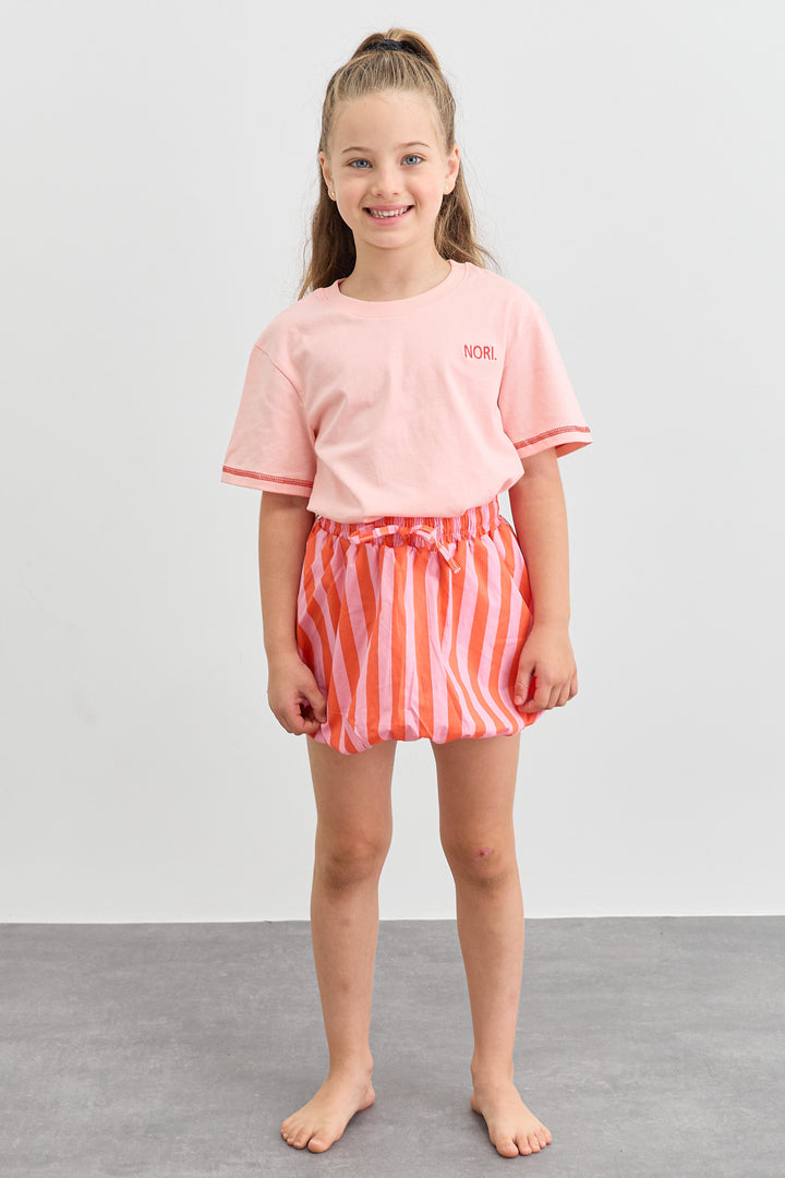 טי שירט שרוולים קצרים עם רקמת לוגו | ורוד