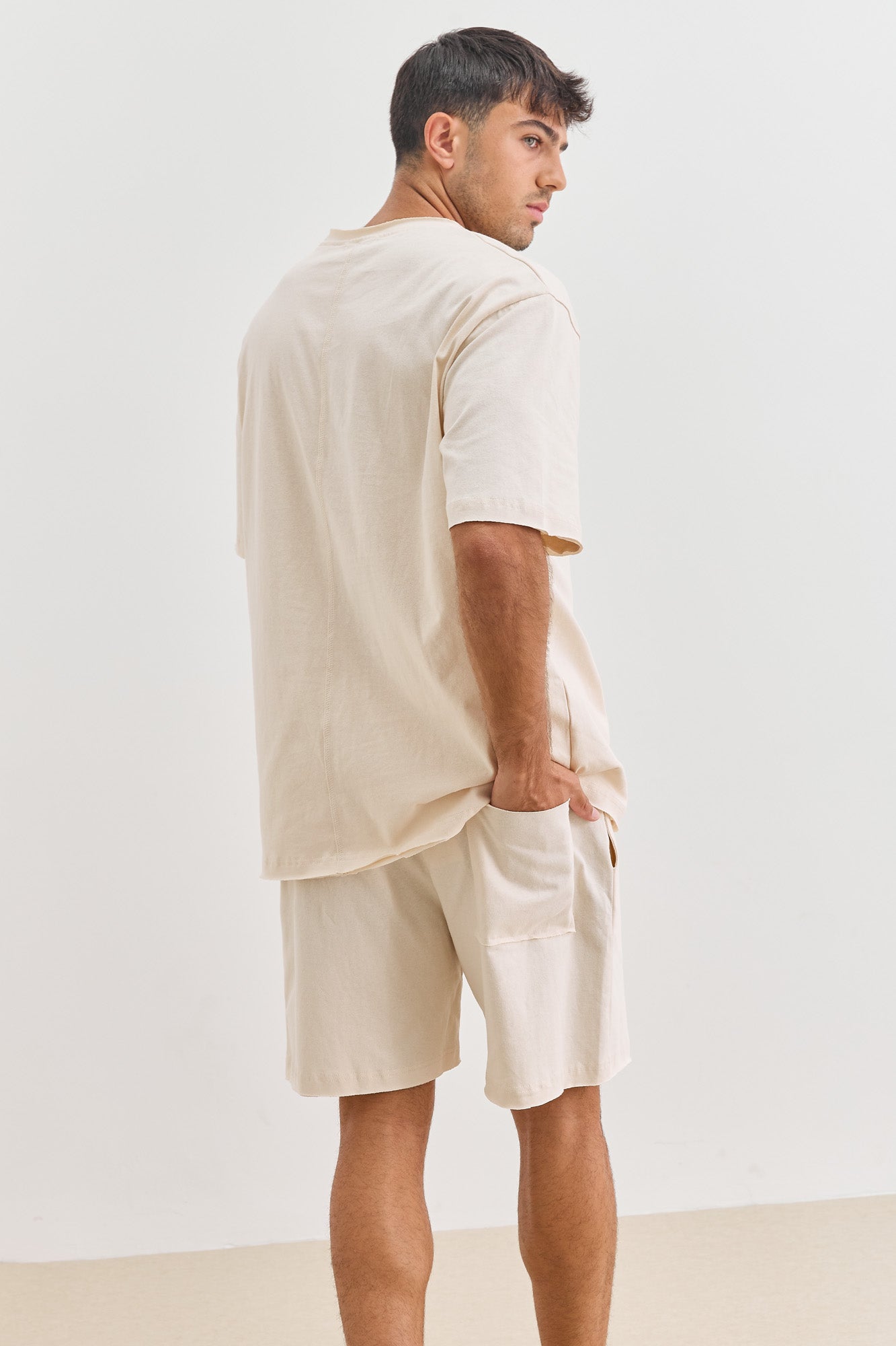 טי שירט סיימון סיומת גזורה | אבן