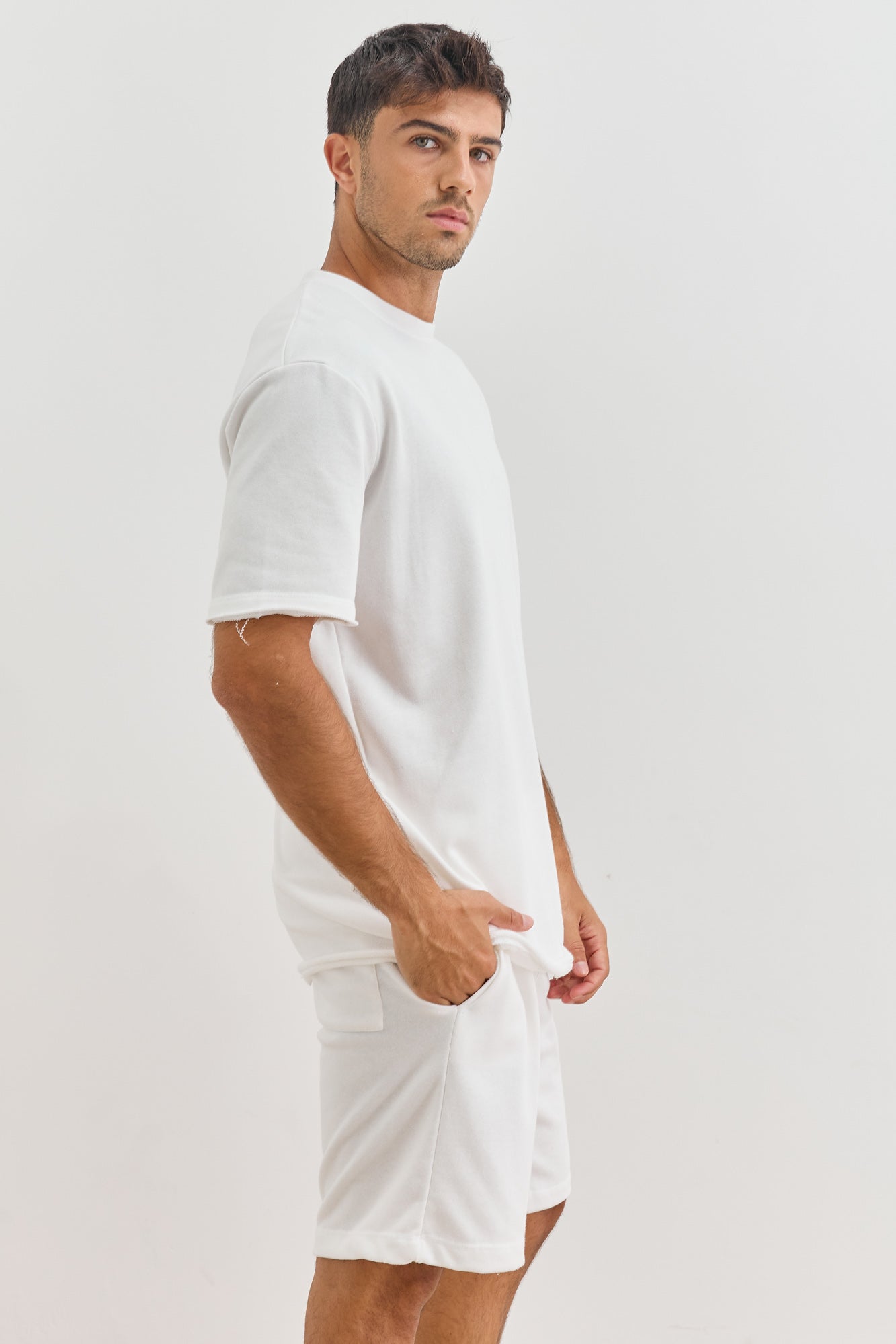 טי שירט תומאס פרנץ' טרי סיומת גזורה | לבן