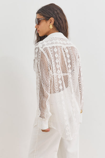 מכופתרת קזבלנקה בד תחרה | שמנת