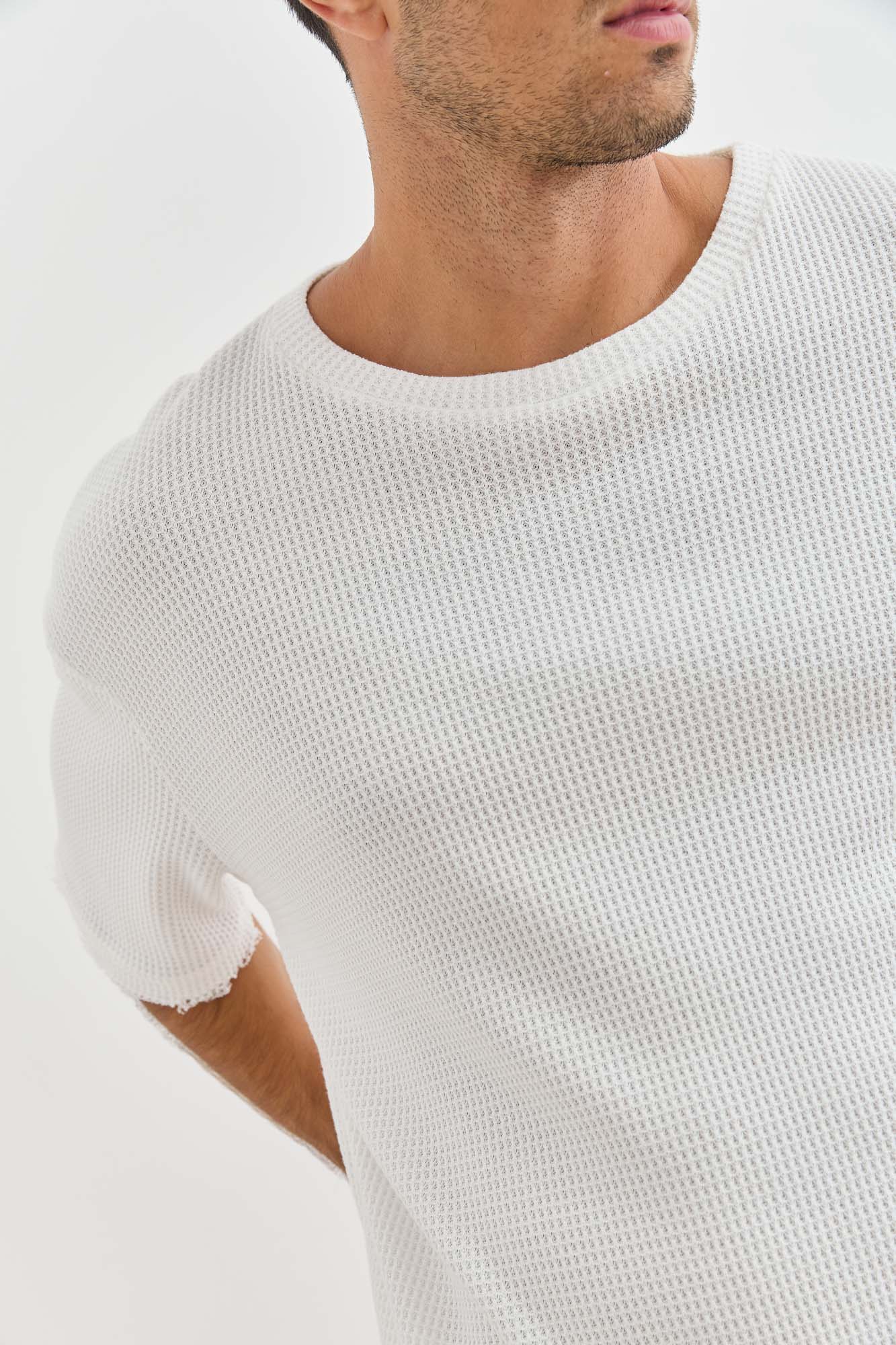 חולצת דיוויד בד וופל וואש סיומת פרומה | לבן