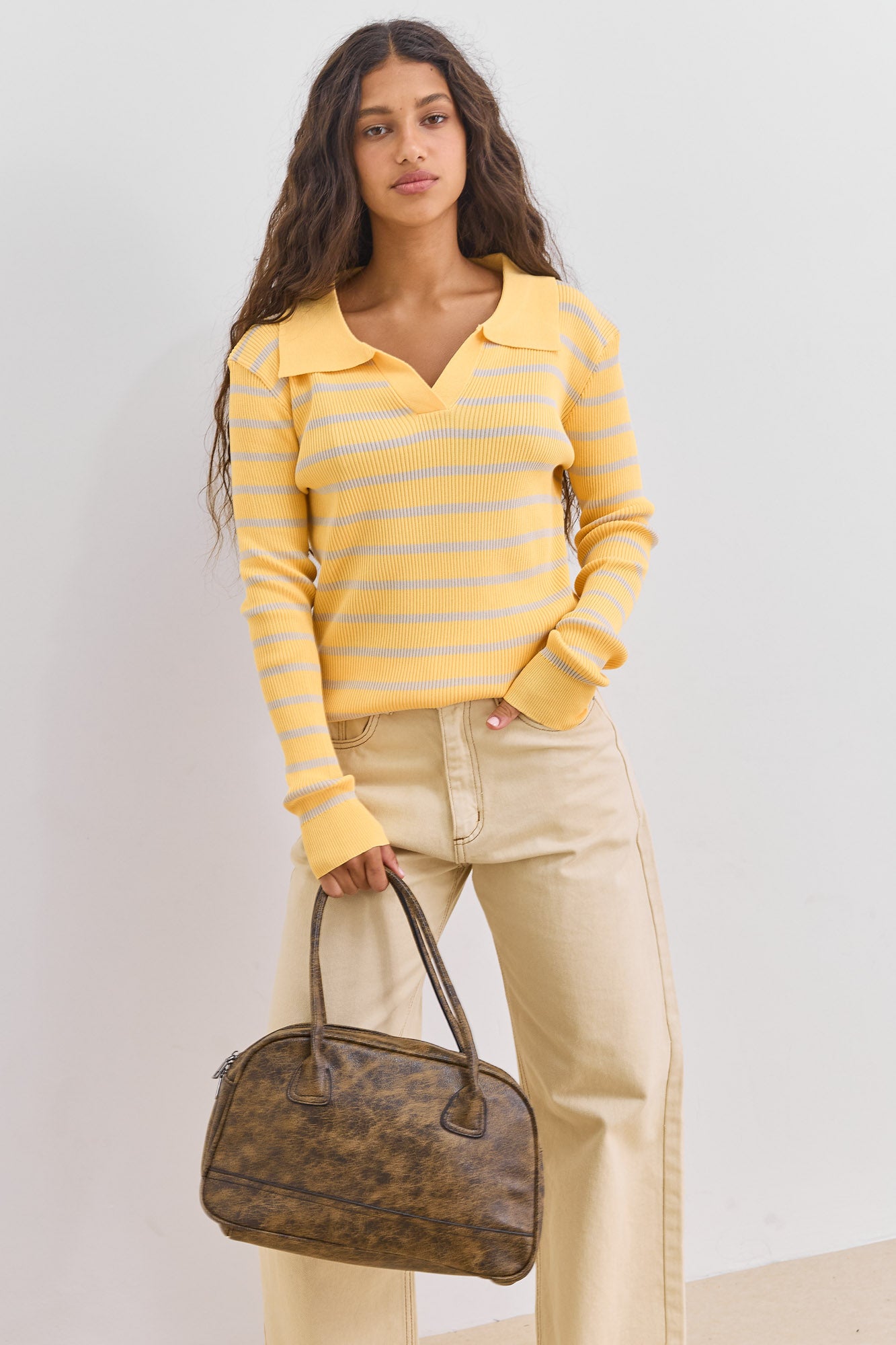 סריג פיאנו סטרייפס עם צווארון | צהוב/בז׳