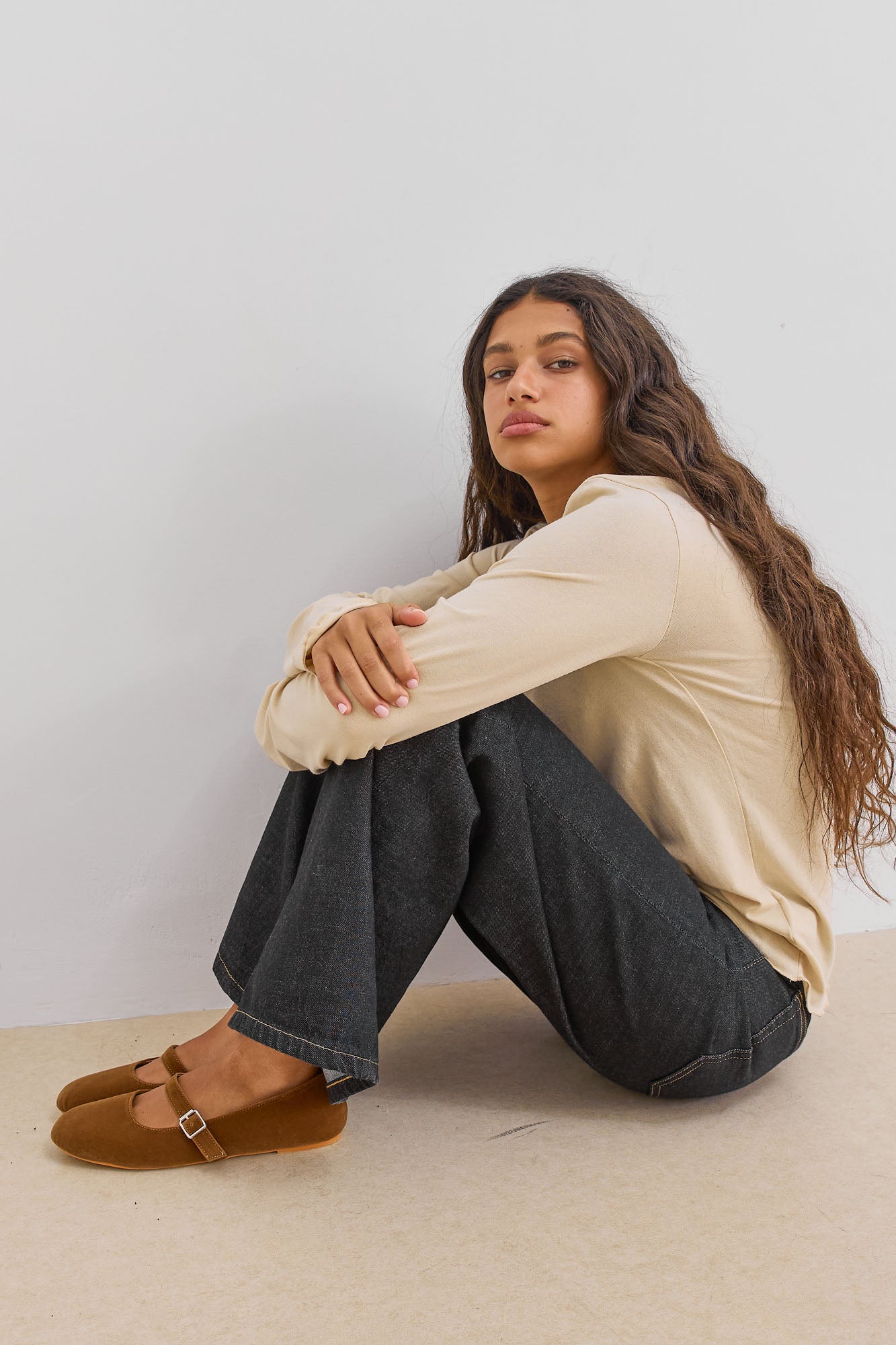 PRE-ORDER נעלי בובה אלכסנדרה בד זמש | חום