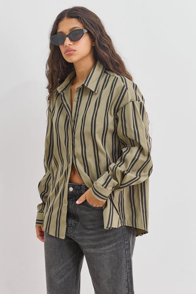 מכופתרת אלן סטרייפס | ירוק זית