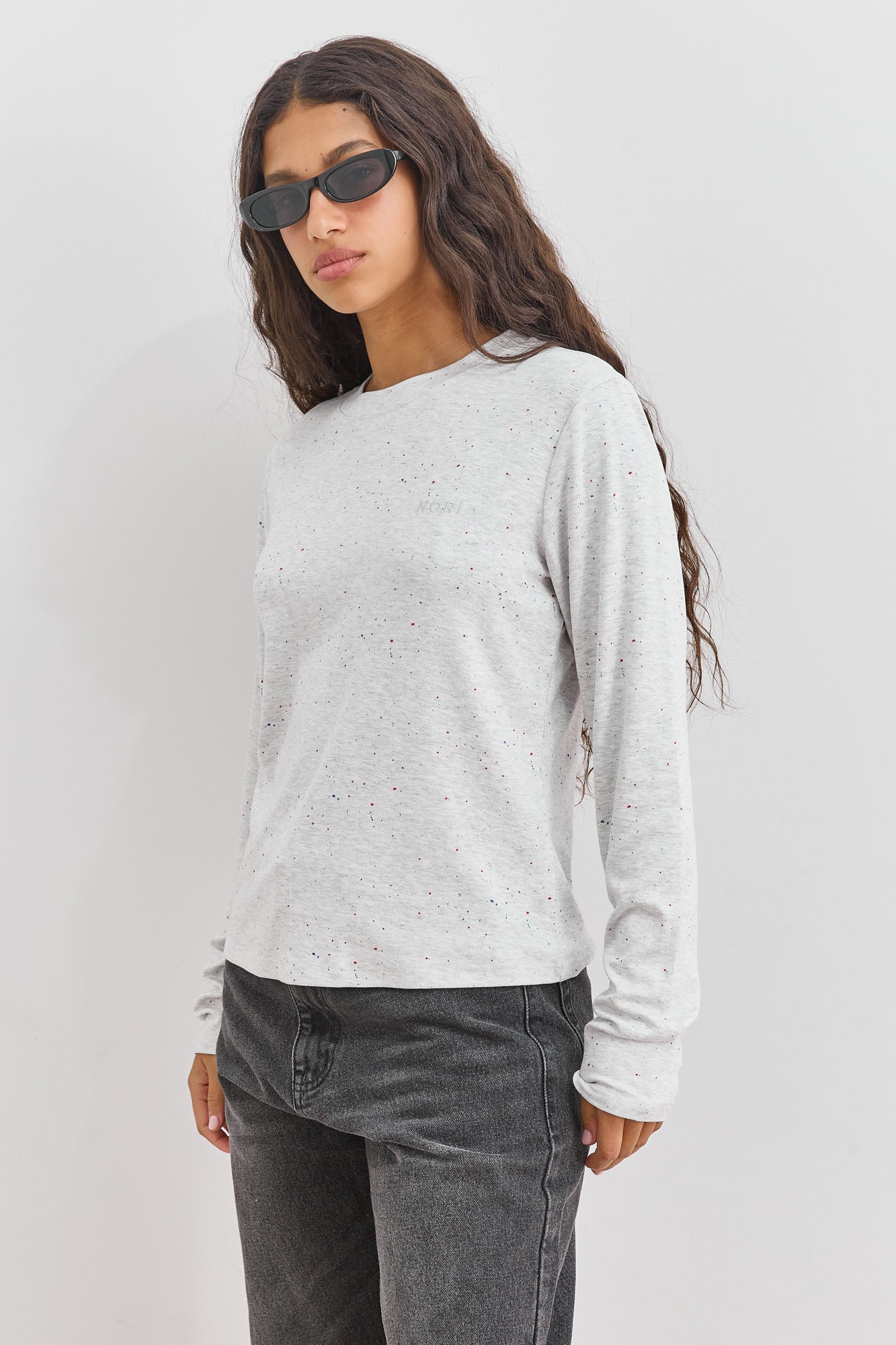 חולצת בייסיק נסיה בד מלאנז'  | אפור בהיר