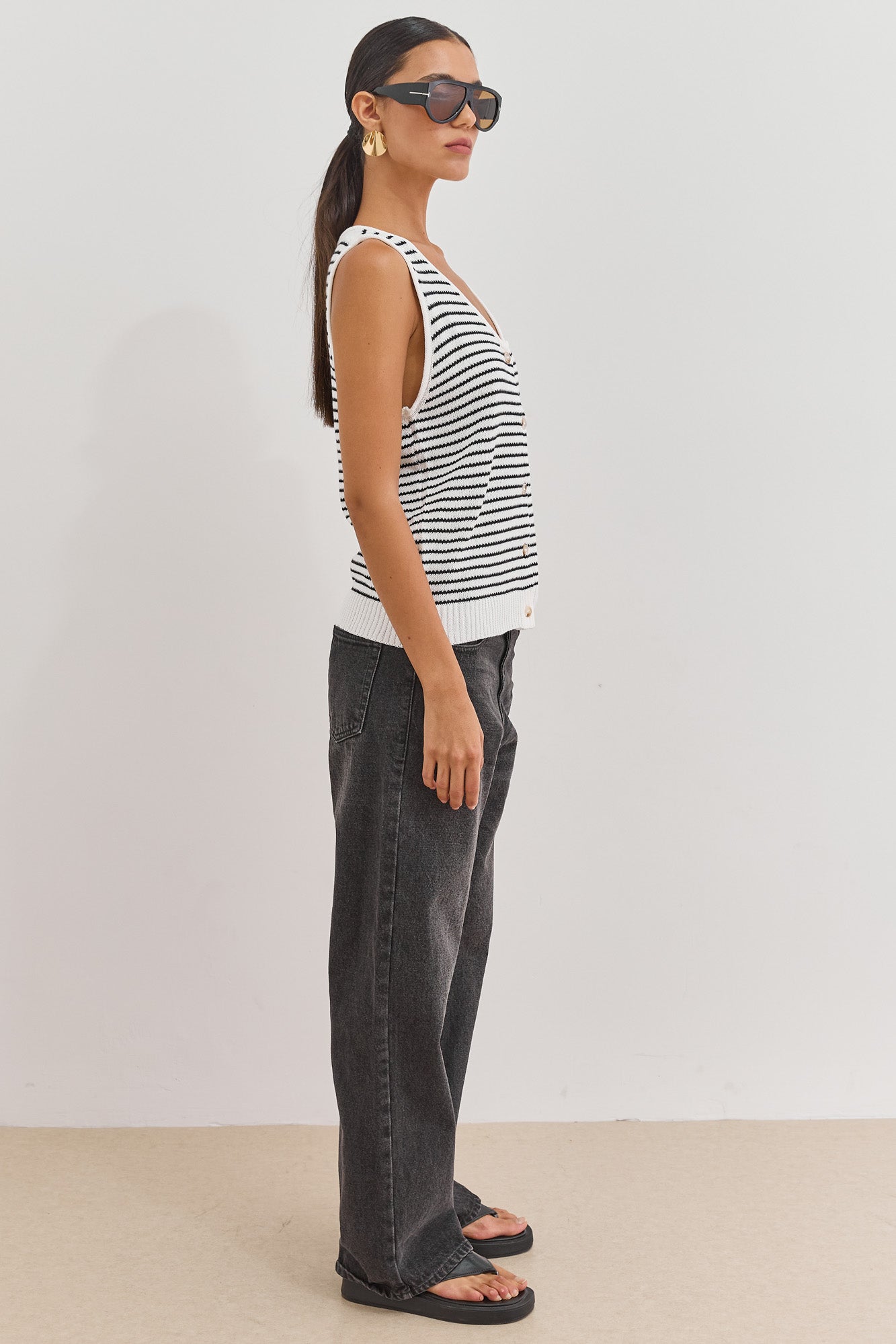 אפודת סריג נייט סטרייפס | לבן/שחור