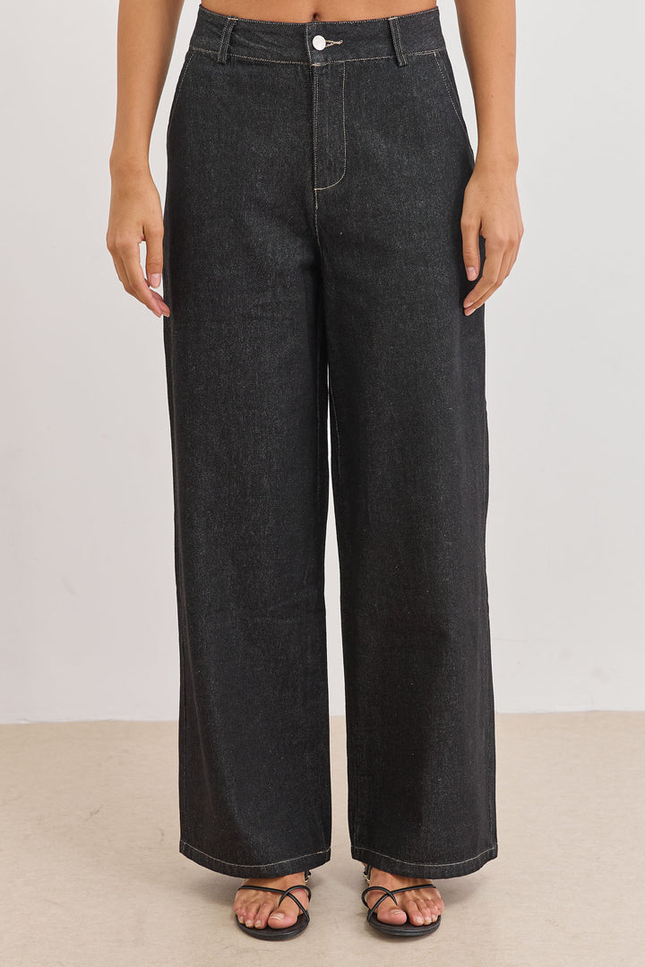 מכנסי דנים הנסון גזרת בויפרינד | ג'ינס כהה