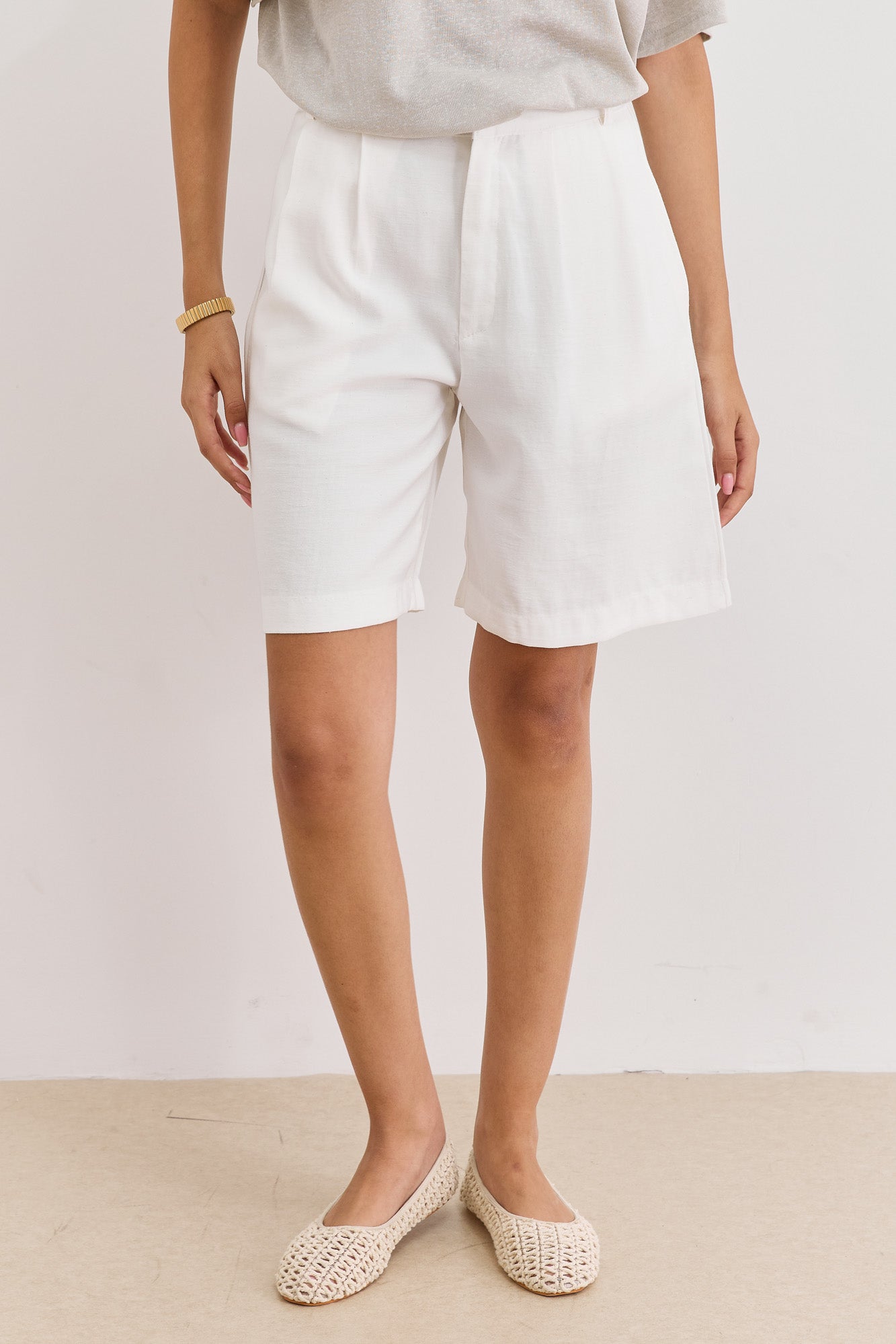 מכנסי ברמודה קווין דמוי פשתן | לבן
