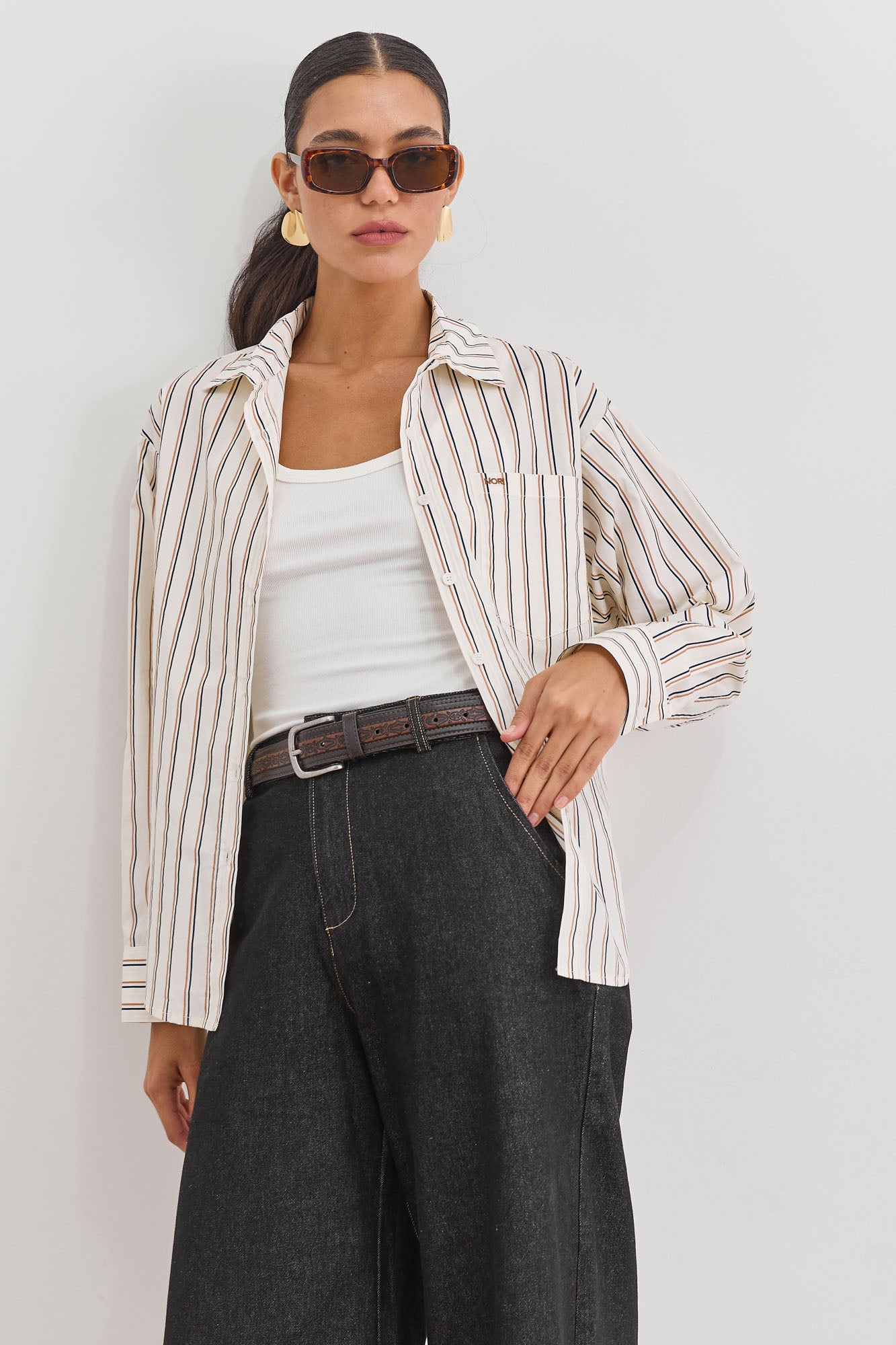מכופתרת קייטי סטרייפס שרוול ארוך | קרם/חום