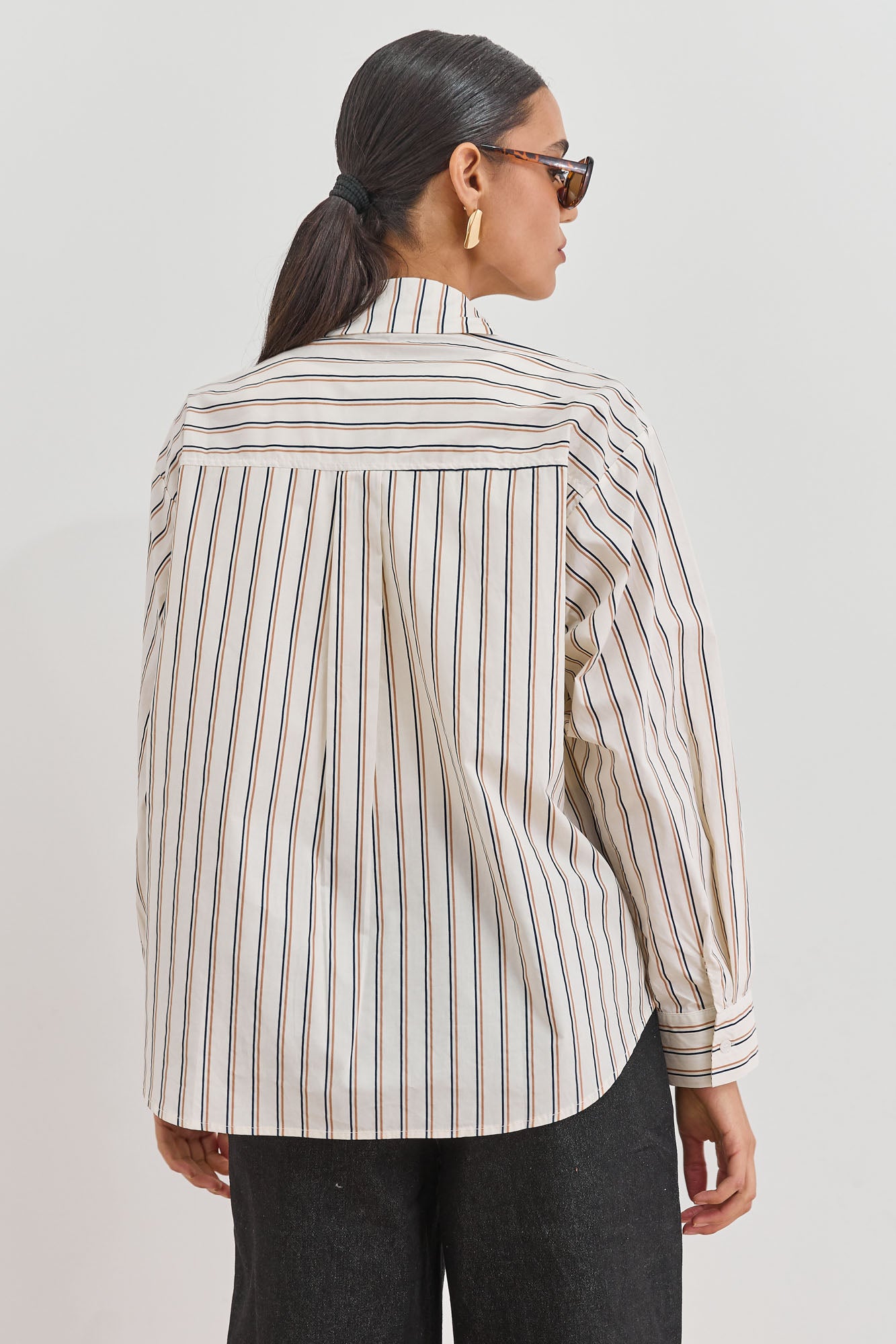 מכופתרת קייטי סטרייפס שרוול ארוך | קרם/חום