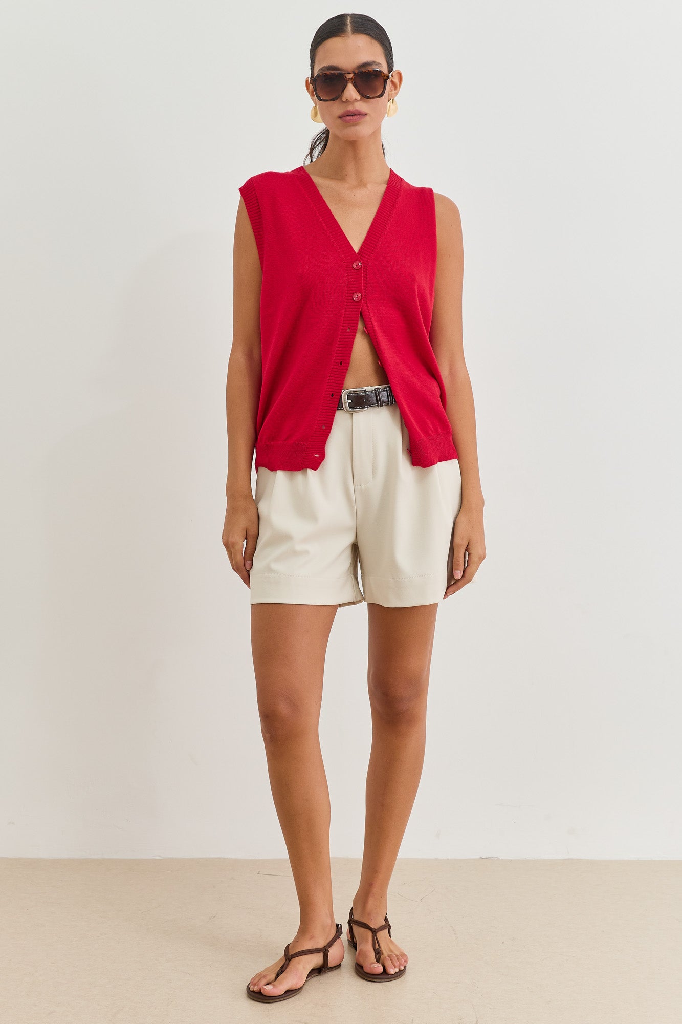 ווסט סריג דולורס | אדום