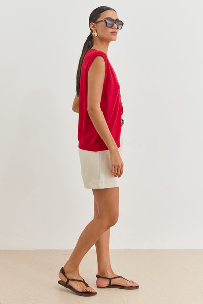 ווסט סריג דולורס | אדום