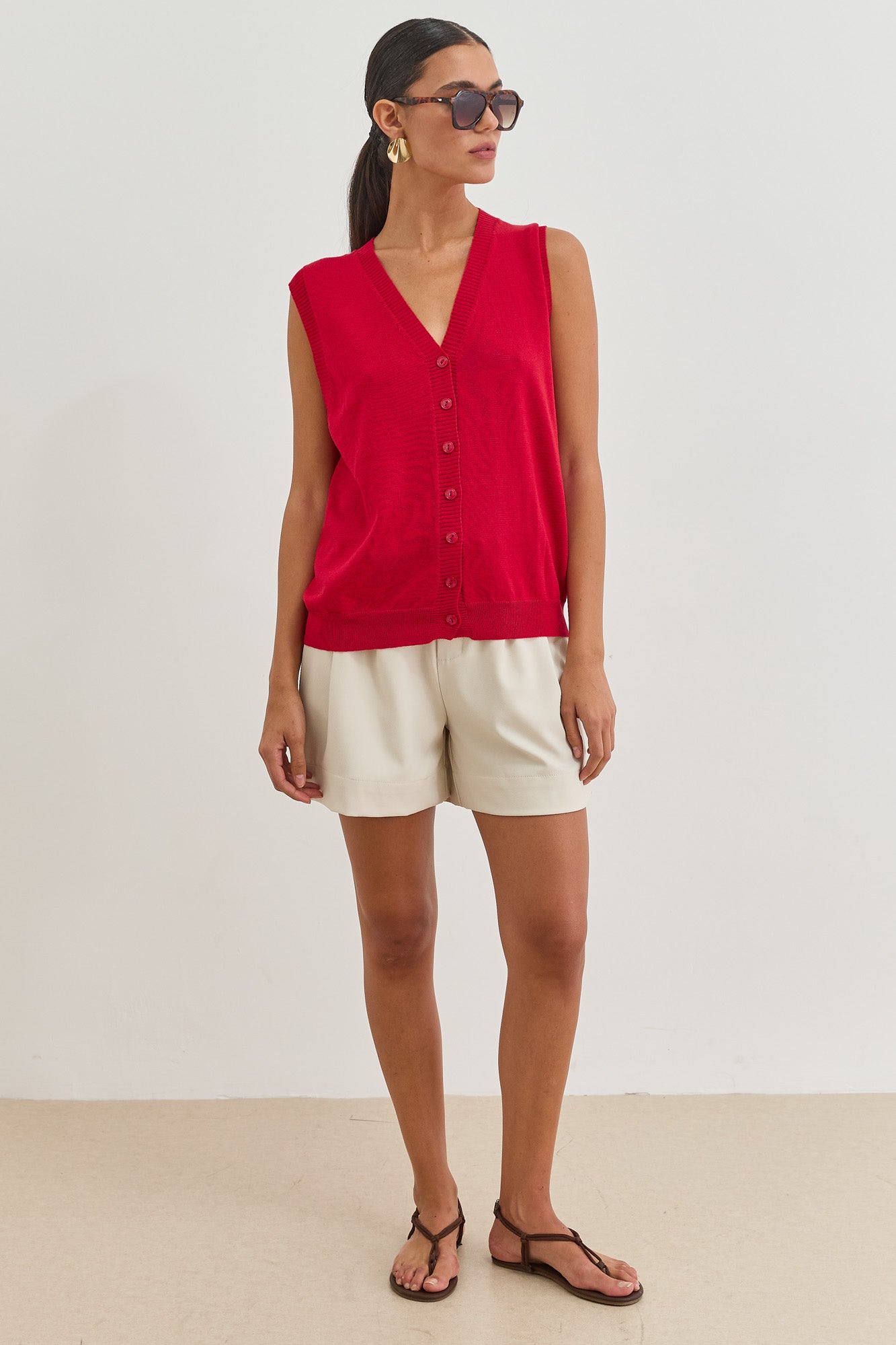 ווסט סריג דולורס | אדום