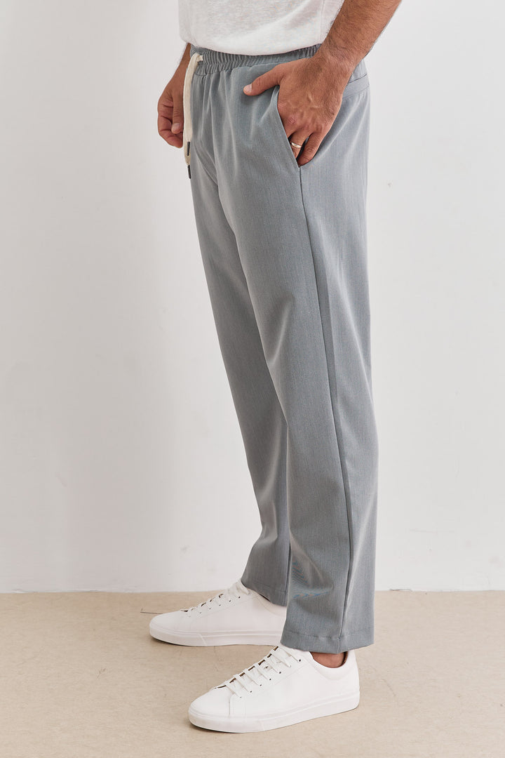 מכנסי בריאן גזרה מחויטת | אפור