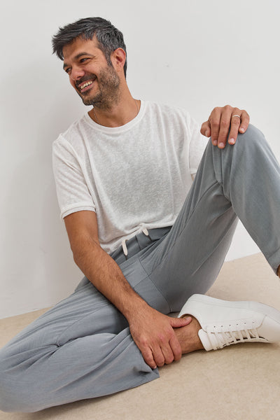 מכנסי בריאן גזרה מחויטת | אפור