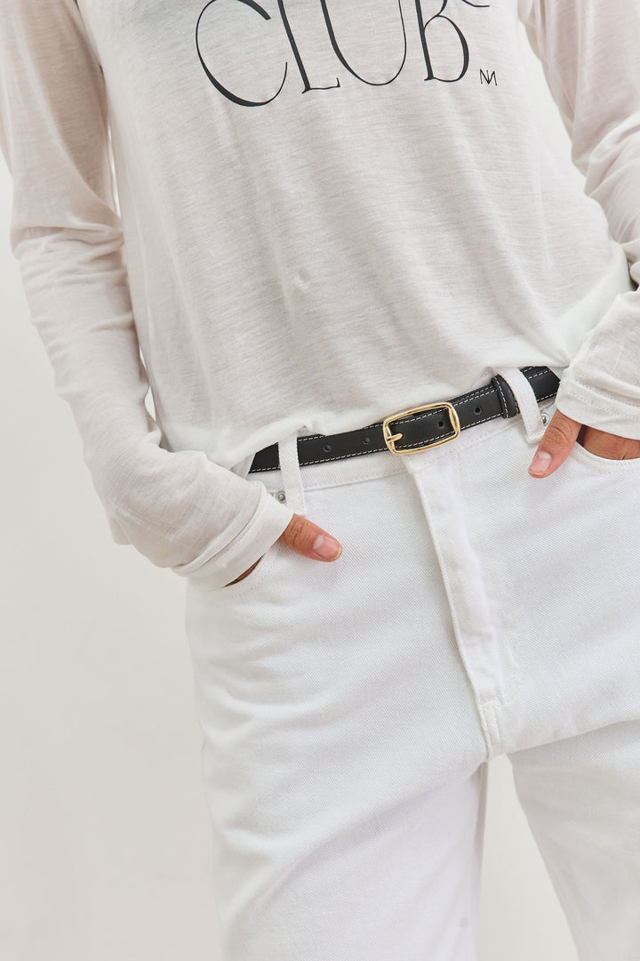 חגורת מתיו דקה תיפורים בולטים| שחור