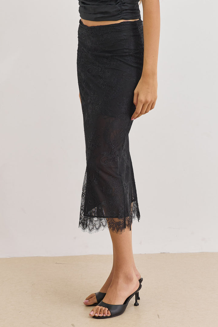 חצאית תחרה ונוס אורך מידי | שחור