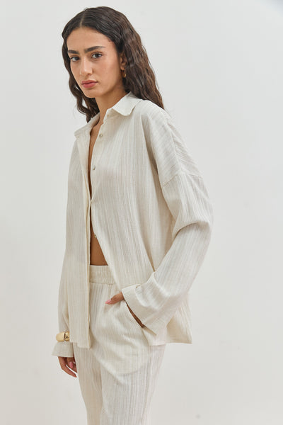 מכופתרת גורג'ס בד טקסטורה | שמנת