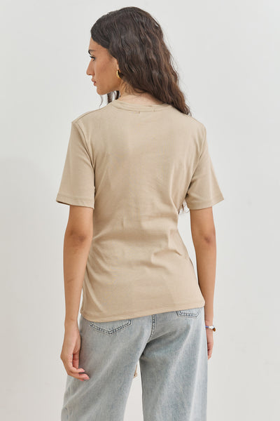 חולצת אנני רצועות קשירה | מוקה