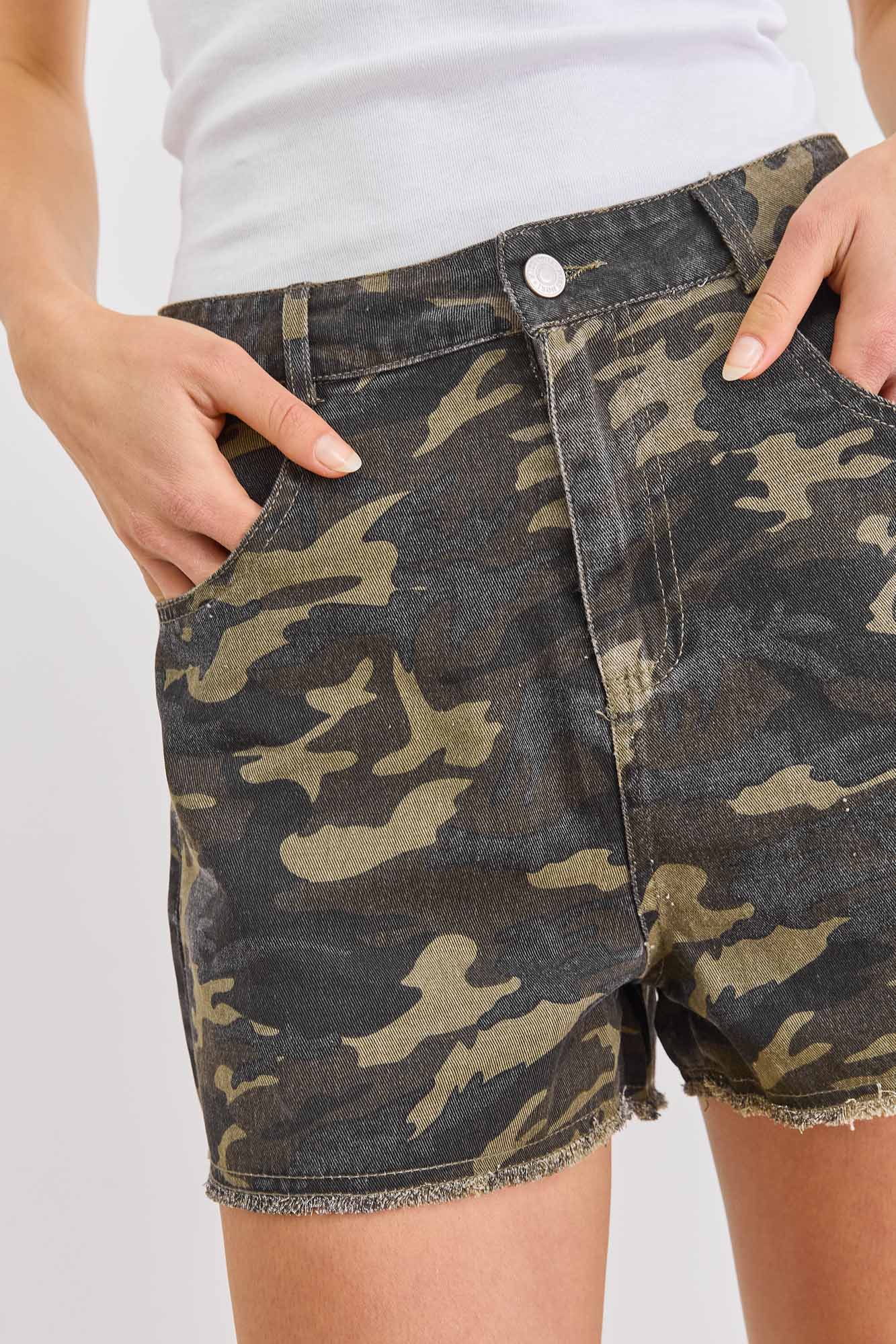 PRE-ORDER מכנסיים קצרים ארמי קמופלאז' | ירוק