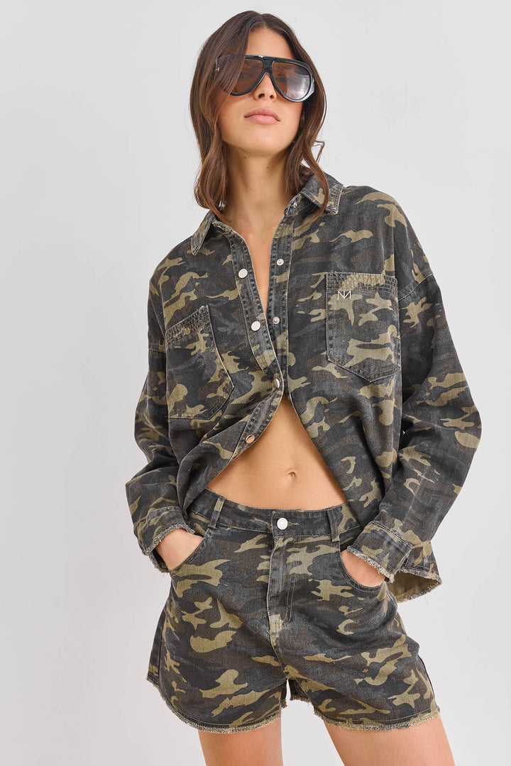 מכנסיים קצרים ארמי קמופלאז' | ירוק