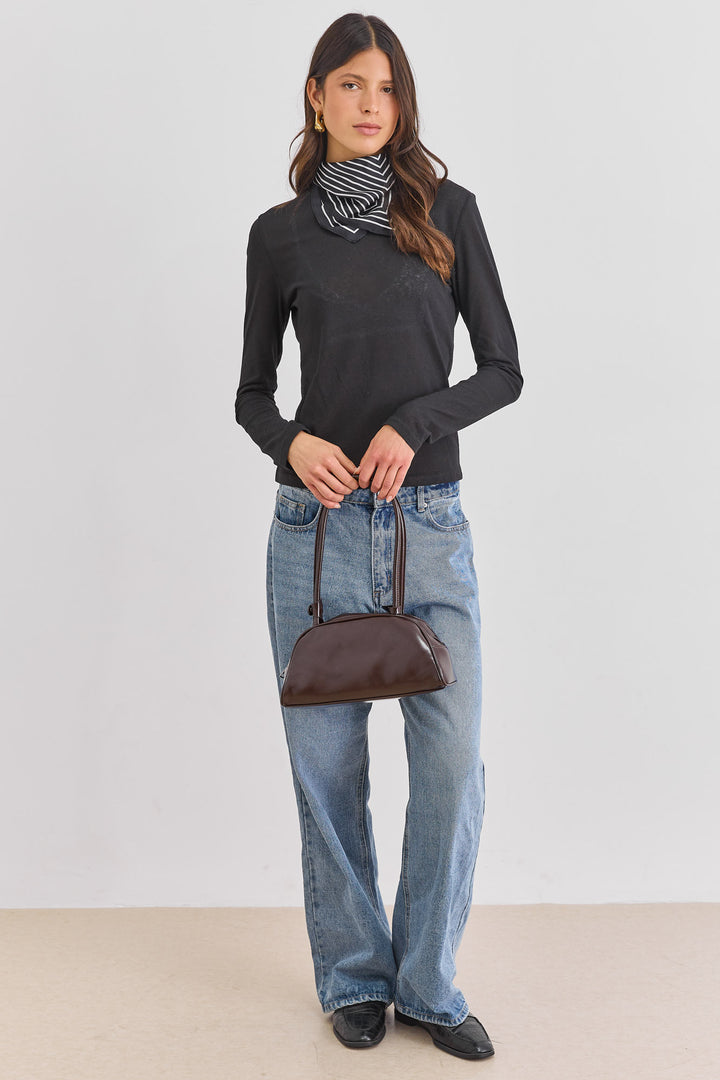 חולצת ניקולה בד שקפקף | שחור