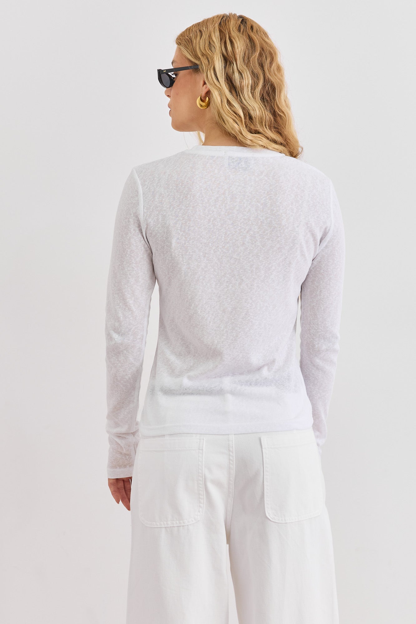 חולצת ניקולה בד שקפקף | לבן