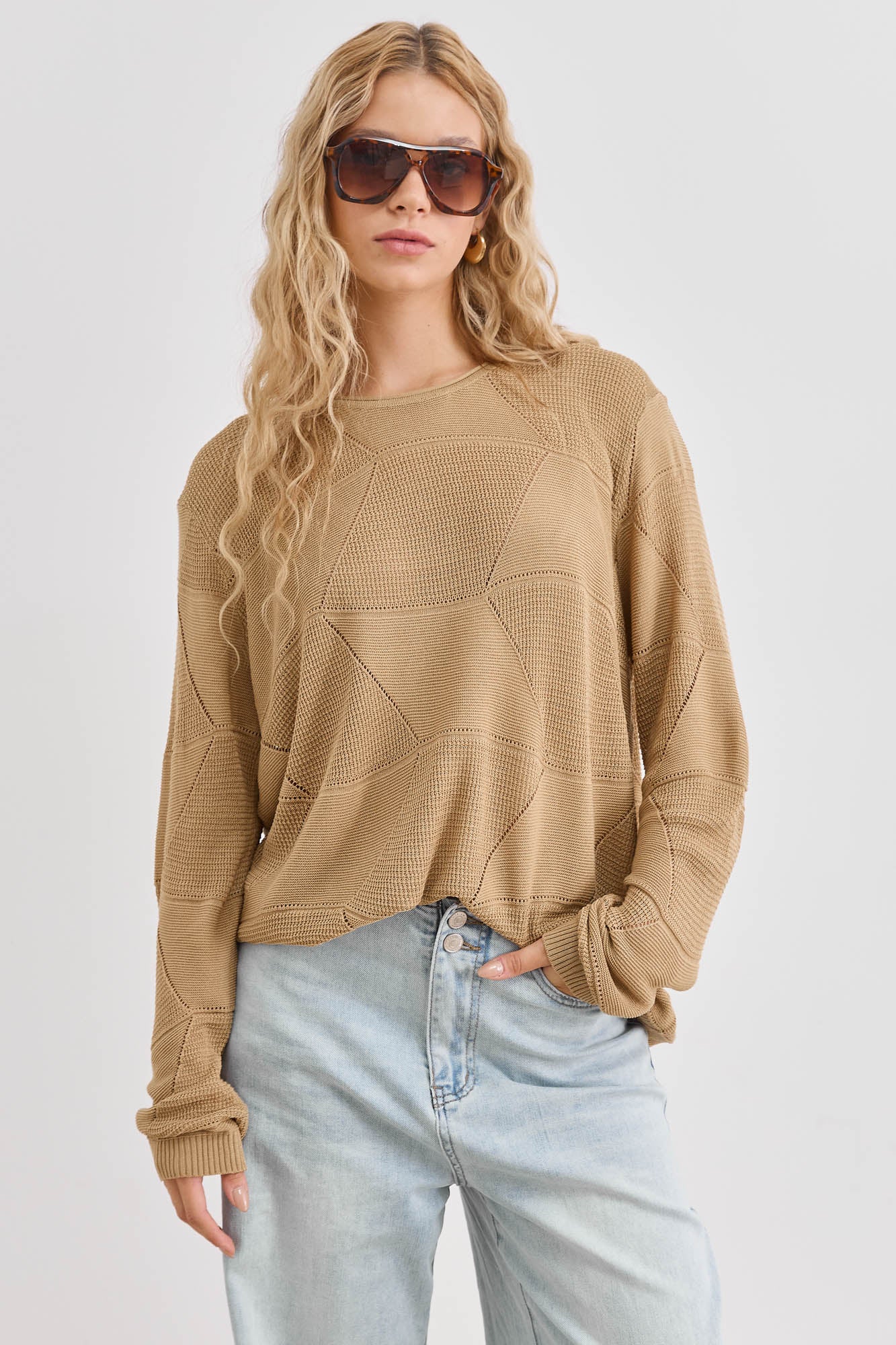 סריג אווה טקסטורת מעויינים | מוקה