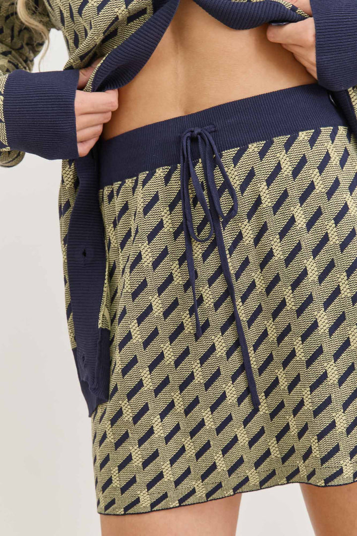 חצאית סריג ויולט בשילוב הדפס | כחול/צהוב