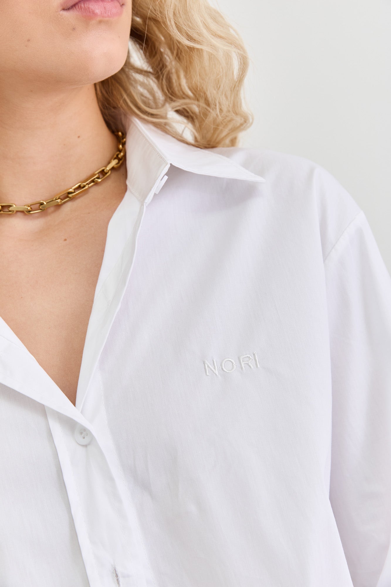 חולצה מכופתרת רובין קלאסיק | לבן