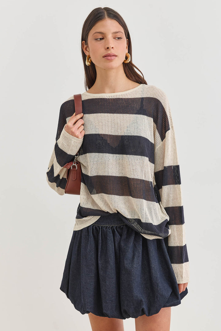 חולצת בובי סטרייפס סריג מחורר | לבן/שחור