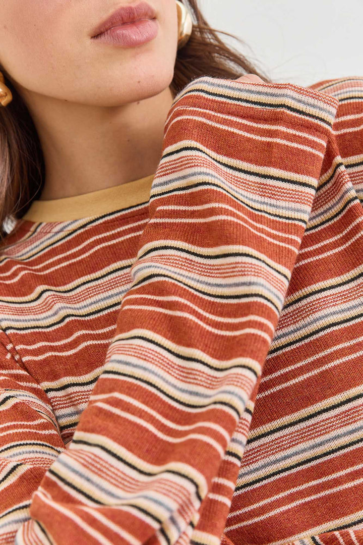 חולצת באני סטרייפס צווארון מובלט | חמרה