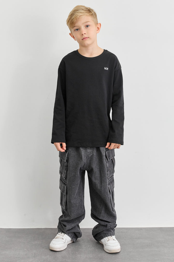 טי שירט אוברסייז שרוול ארוך בשילוב רקמה | שחור