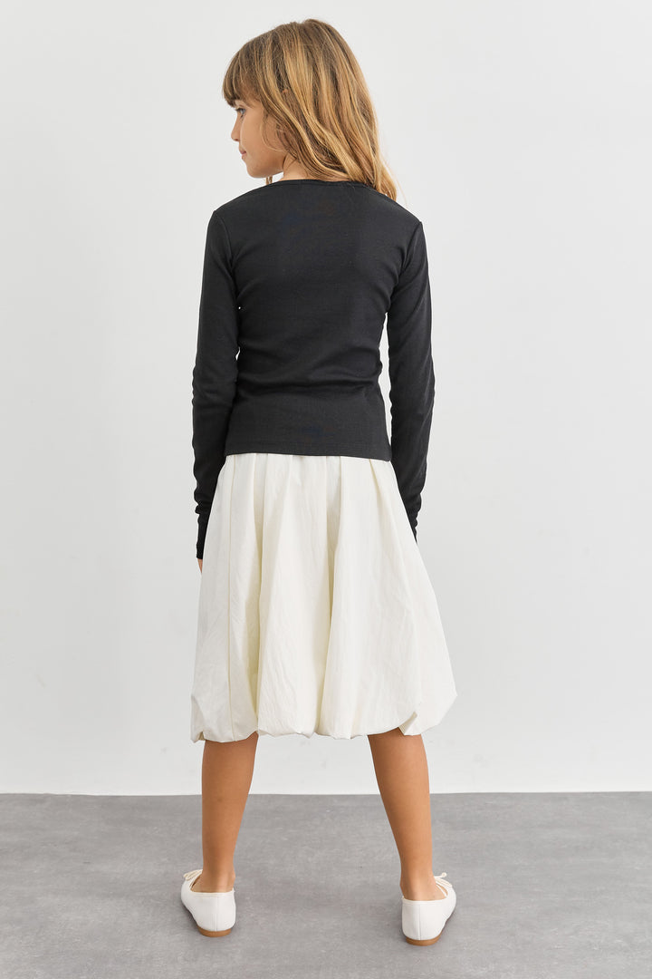 חולצת בייסיק צווארון ניקי ושרוול כפפה | שחור