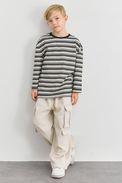 חולצת פסים גזרת אוברסייז | שחור