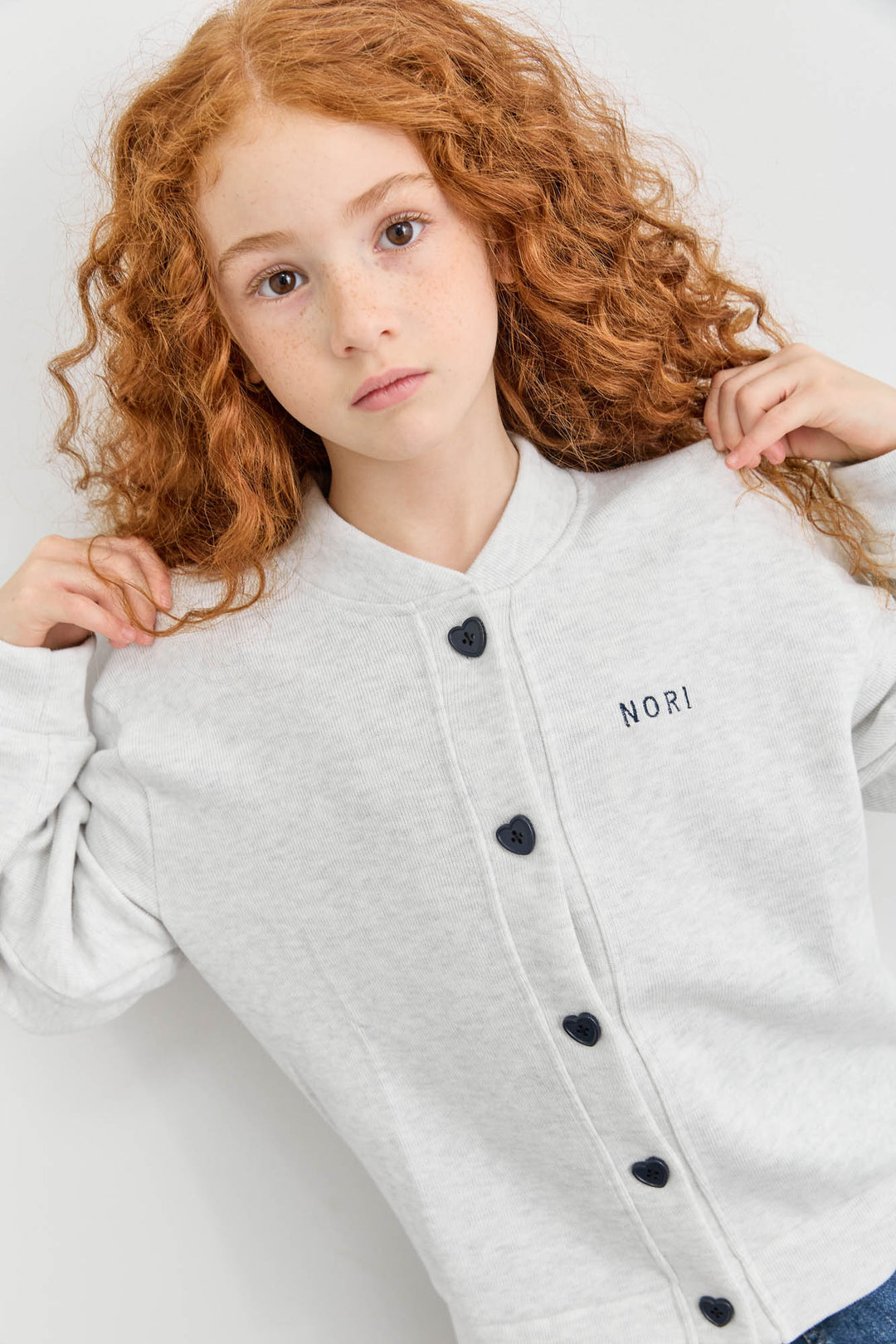 ג'קט בגזרת אוברסייז בשילוב רקמה | אפור